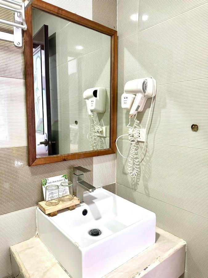 Dengi Inn 엘니도 외부 사진